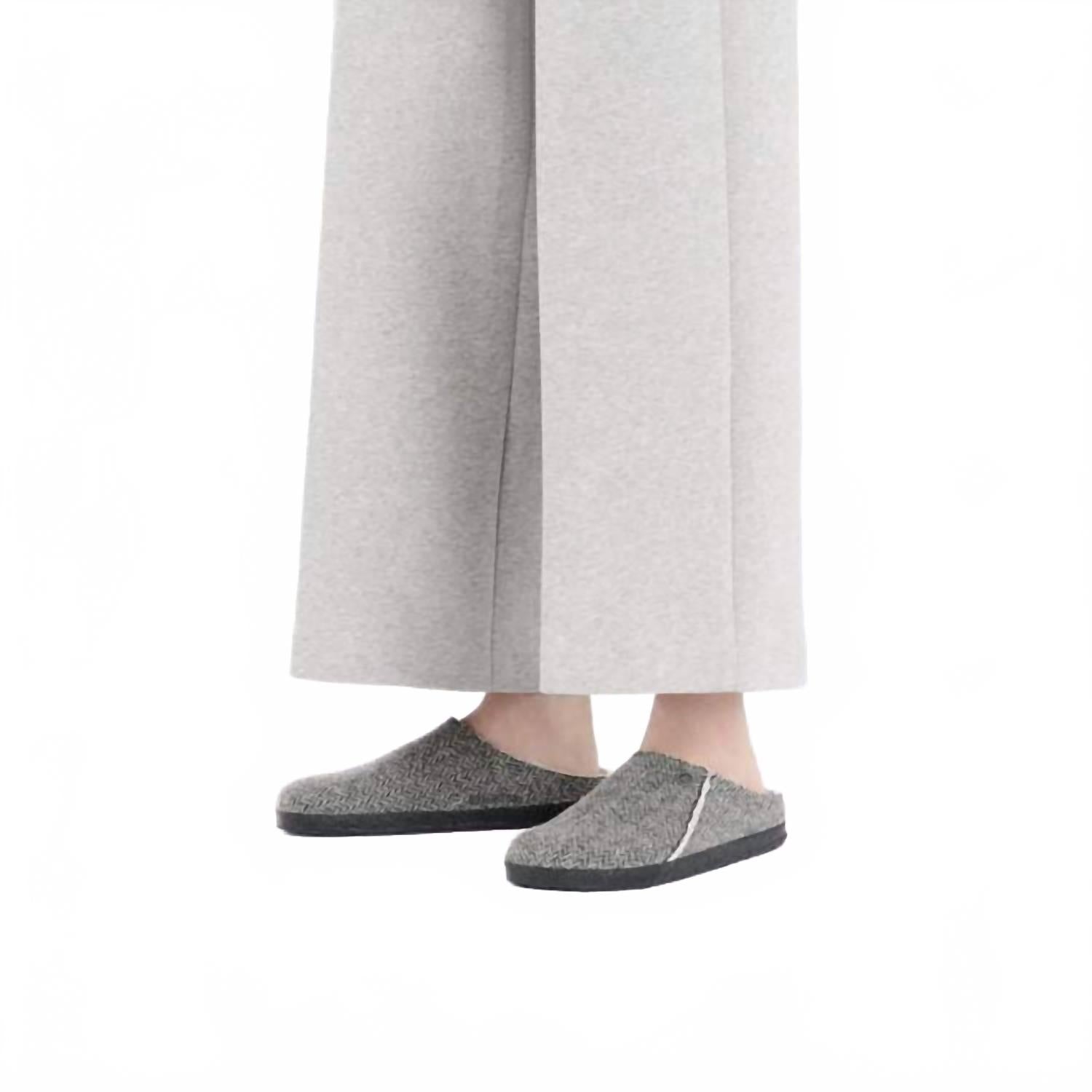 Unisex Zermatt Rivet Narrow Slippers In Herringbone Gray