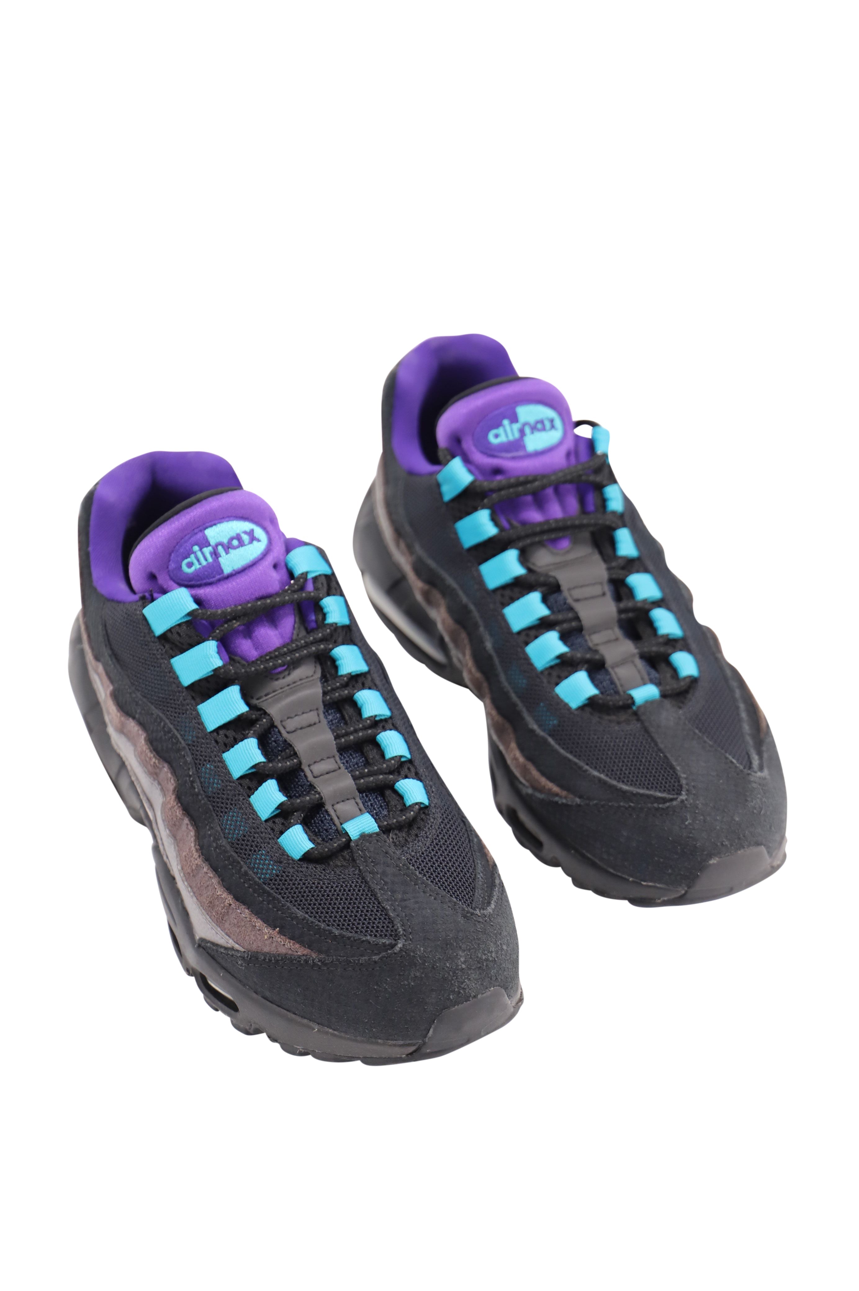 Nike Air Max 95 Black Grape in Black Nylon