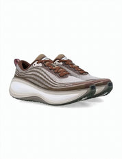 Aerodynamic Women's Sneakers with Layered Sole Design