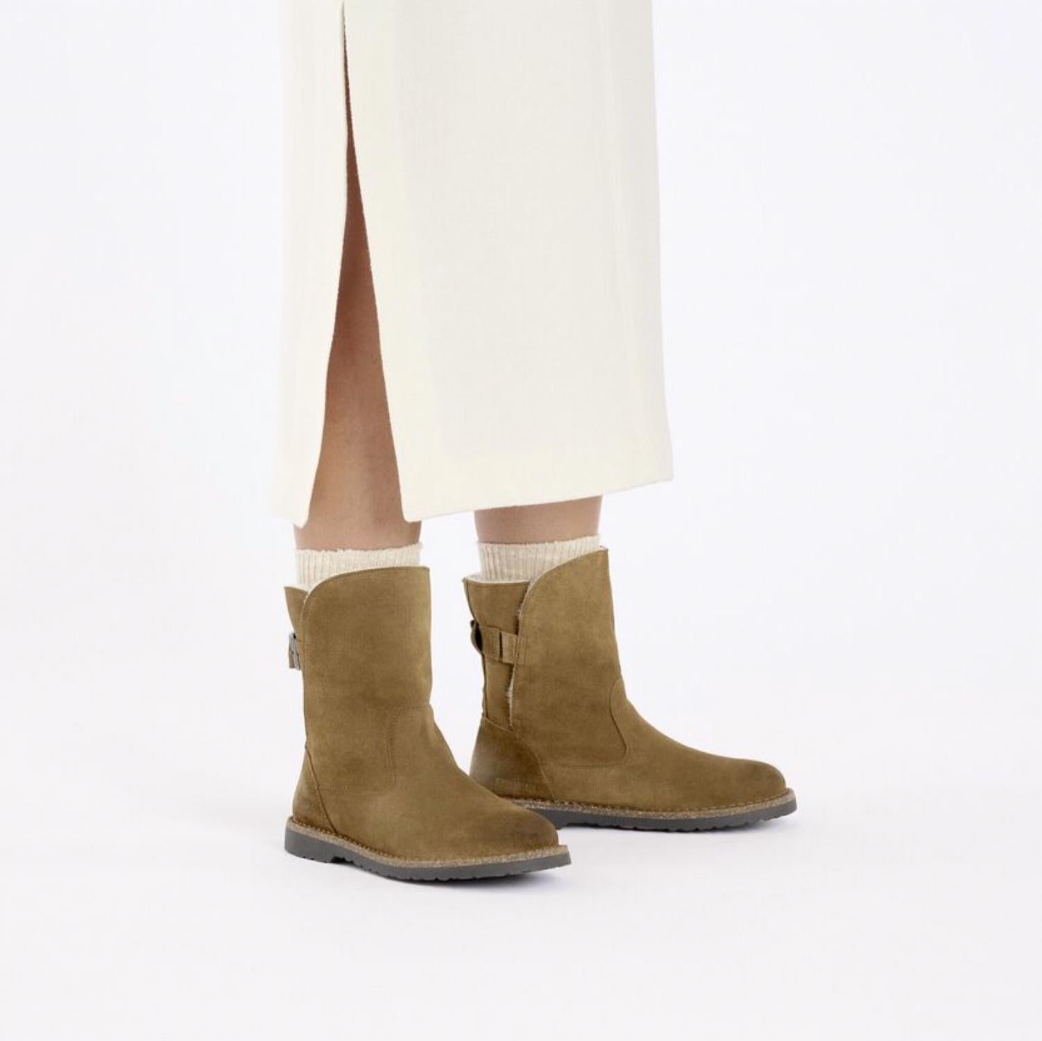 Women's Uppsala Shearling Boot In Dark Tea