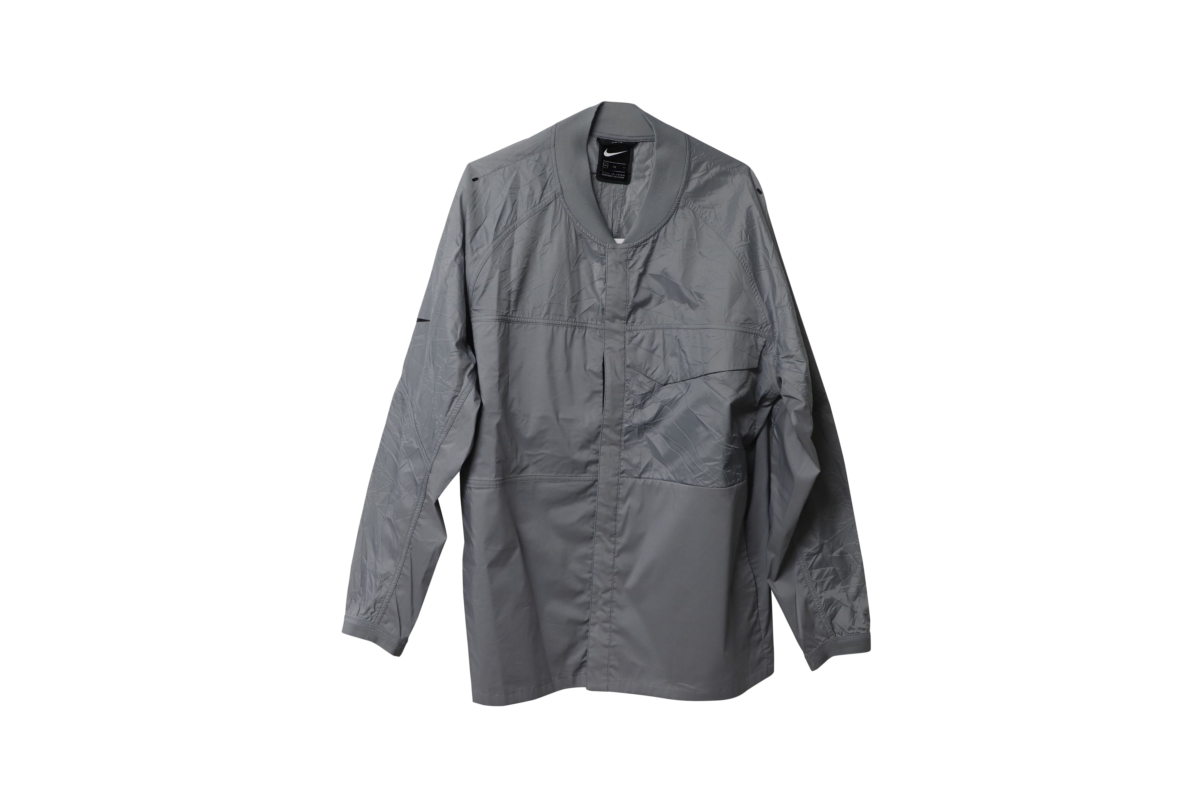 Nike Tech Pack Woven Jacket in Grey Polyester