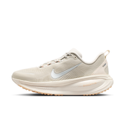 Women's Vomero 18 Road Running Shoes