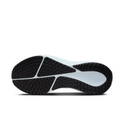 Women's Vomero 17 Road Running Shoes In White/royal Pulse