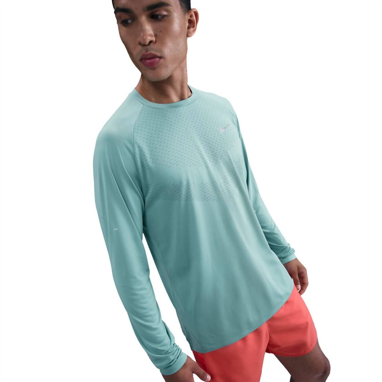 Stride Dri Fit Long Sleeve Top In Cannon/reflective Silver