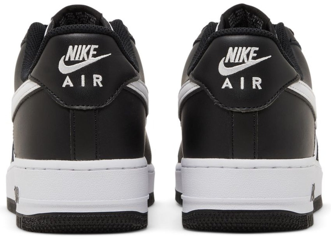 Nike Air Force 1 '07 Low White Swoosh Panda