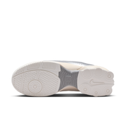 Women's Total90 Shox Magia Shoes