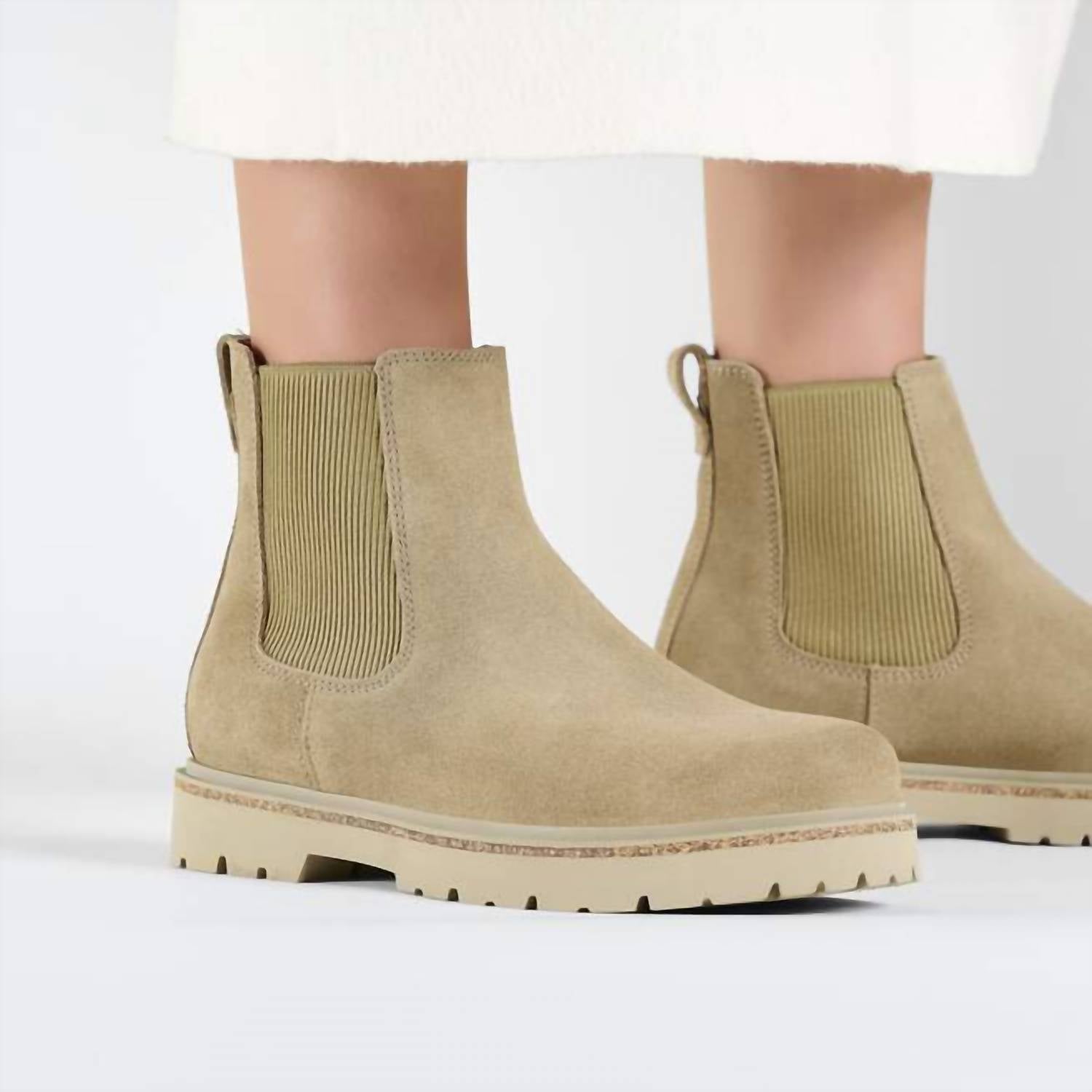 Women's Highwood Slip On Boot - Regular In Taupe