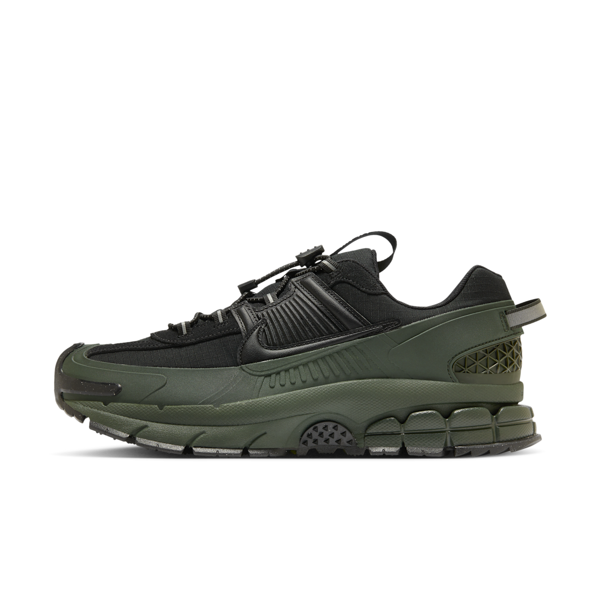 Men's Zoom Vomero Roam Winterized Shoes