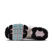 Women's Air Max Moto 2K Shoes