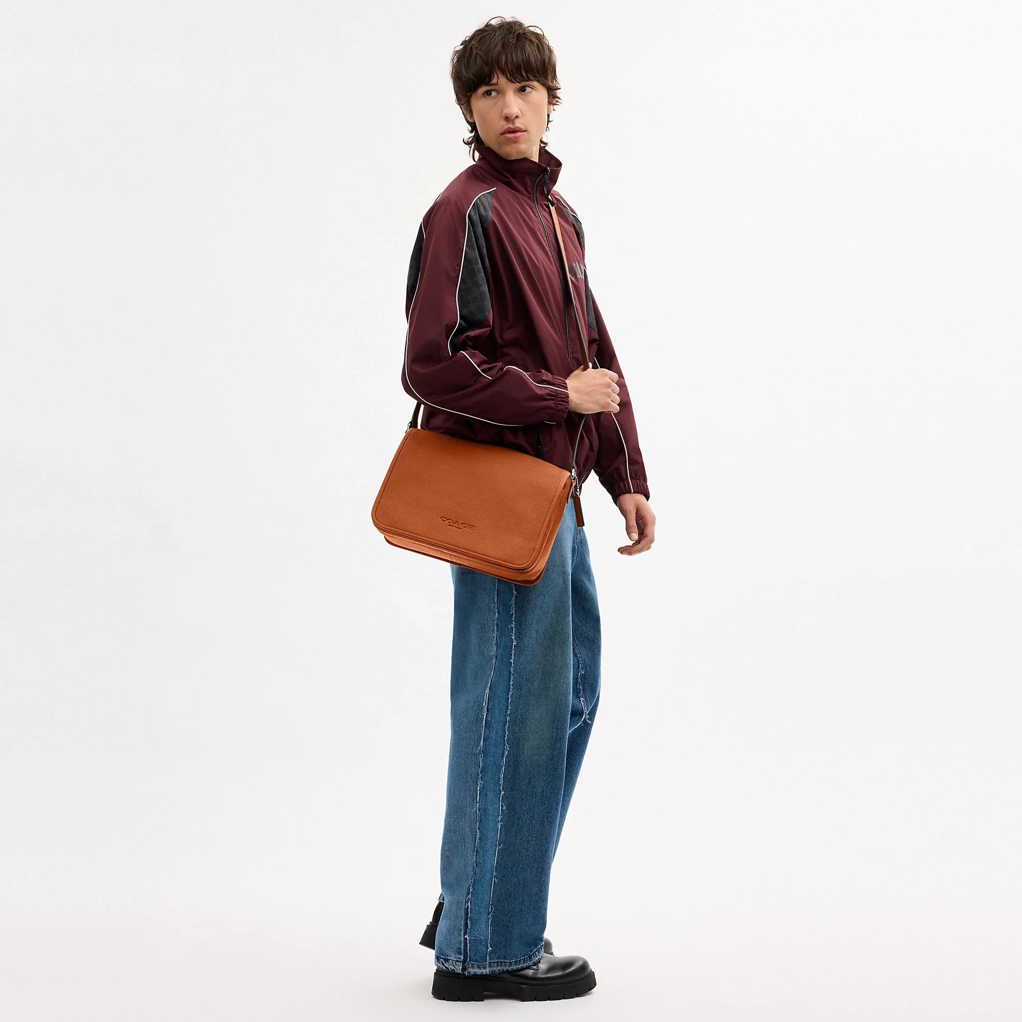 Coach Outlet Colby Messenger Bag 32