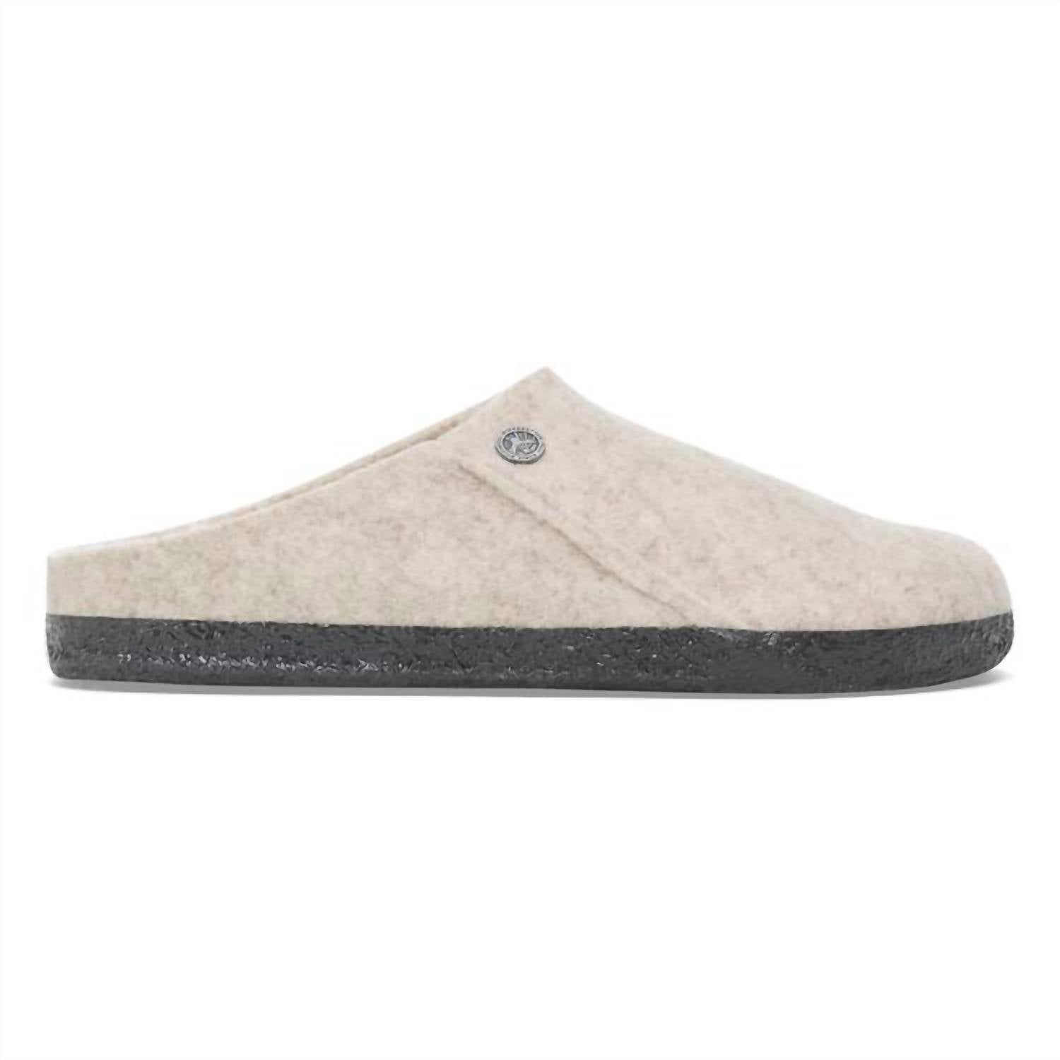 Unisex Zermatt Rivet Narrow Slippers In Eggnog