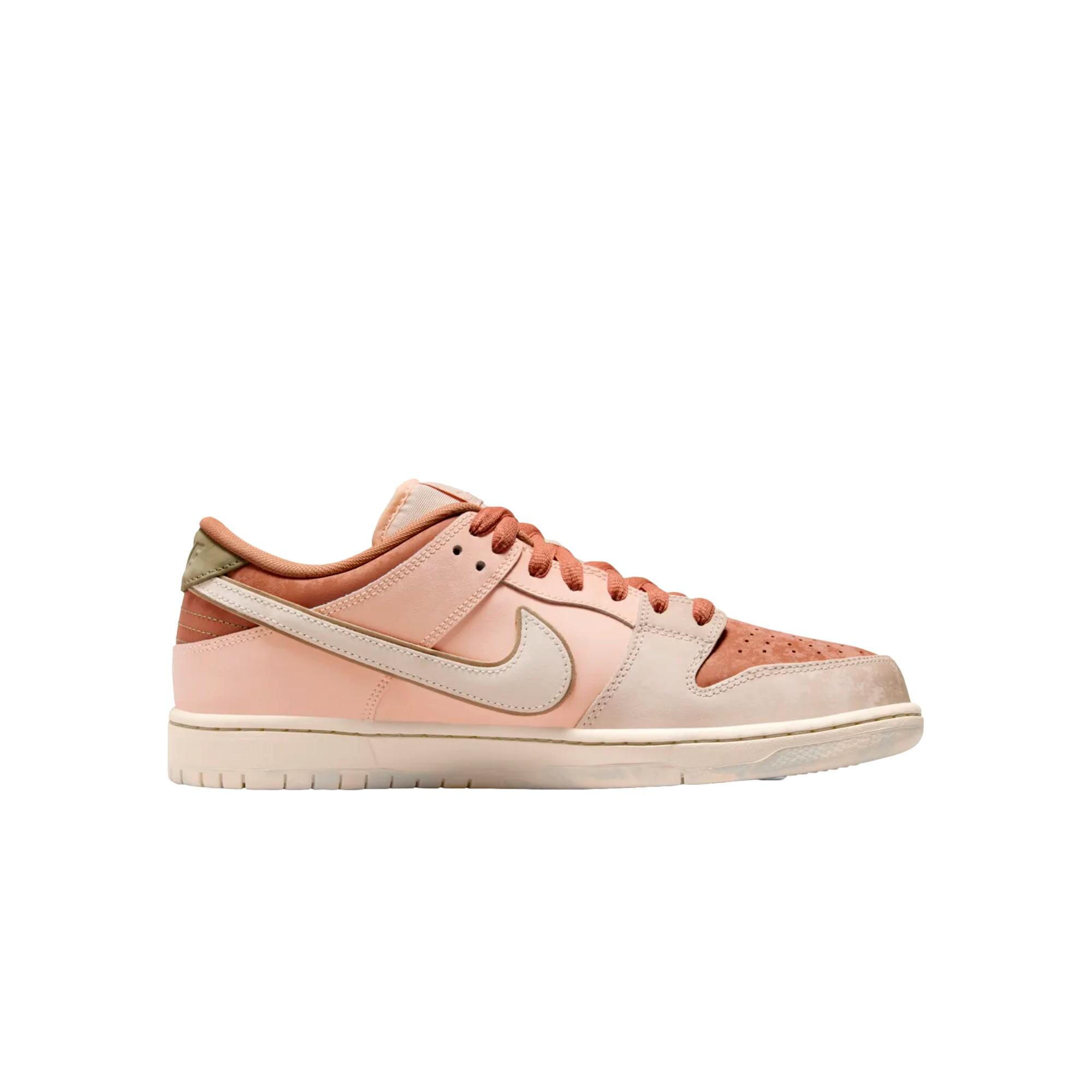 Men's Nike SB Dunk Low Pro Premium Amber Brown/Guava Ice FV5926-200