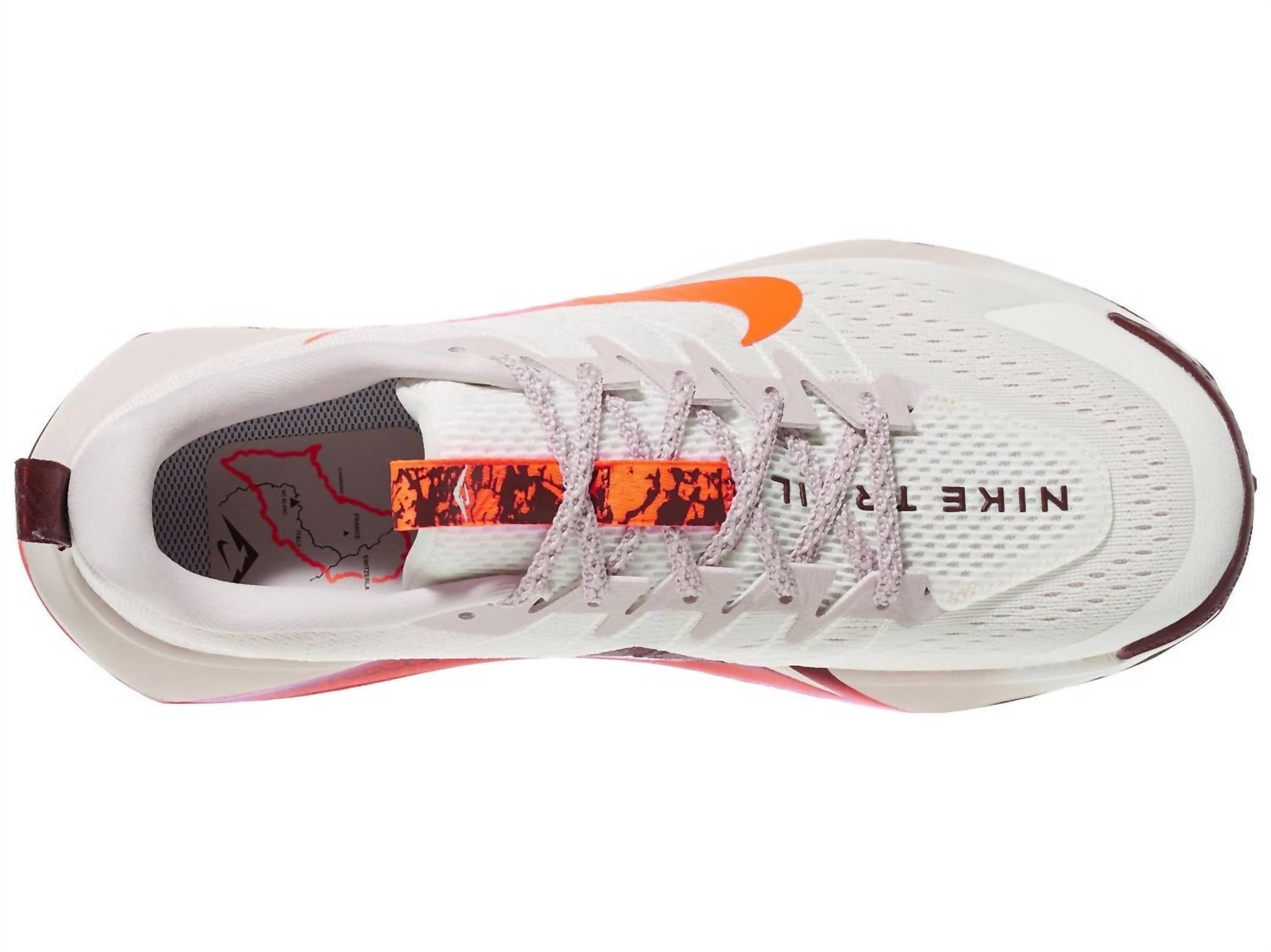 Men's Wildhorse 10 Trail Running Shoes In Sail/hyper Crimson-Silt Red