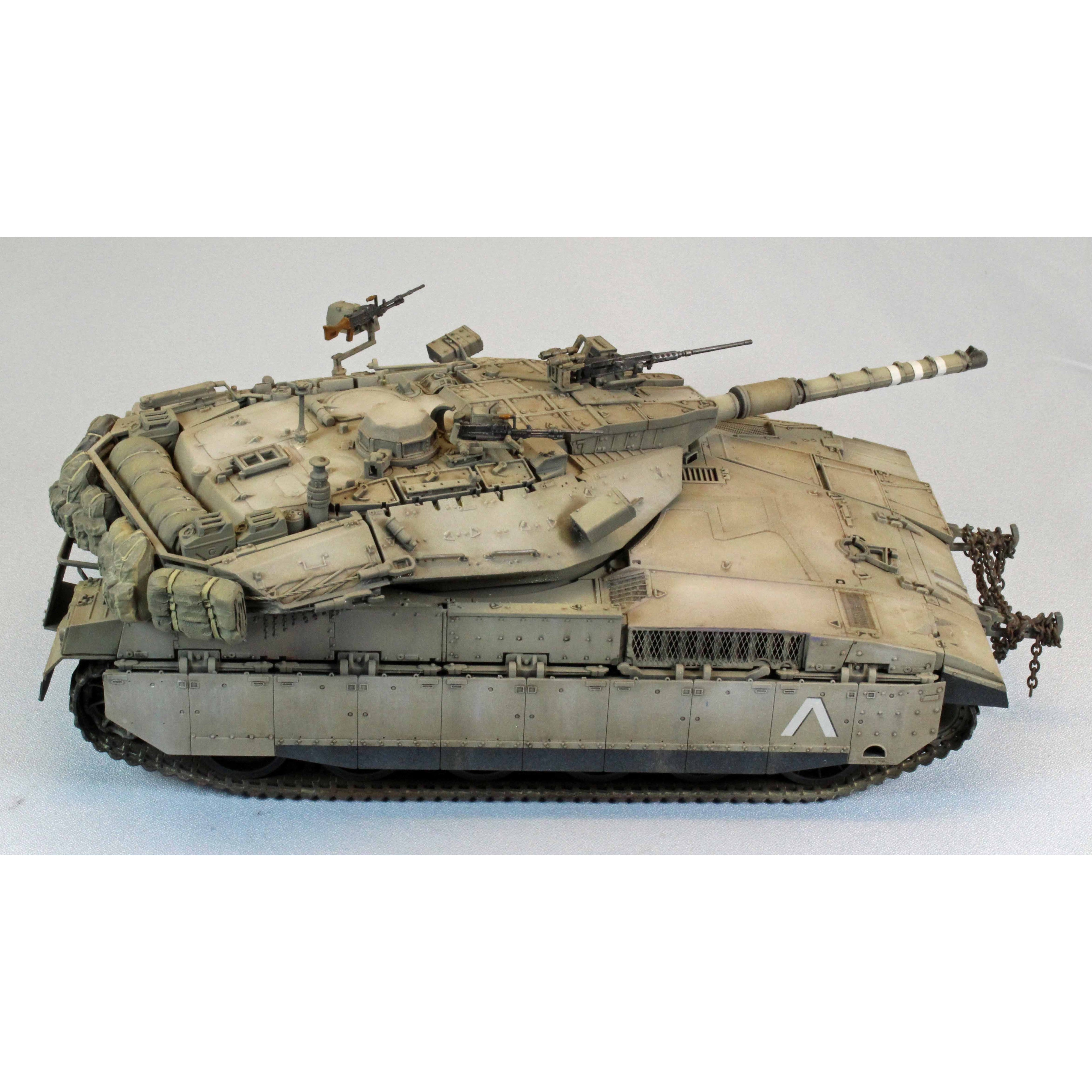 Academy 13286 1/35 Merkava Mk.IID Plastic Model Kit