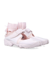 Black Air Rift Split-Toe Sneakers
