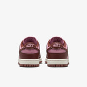 Women's Dunk Low Next Nature Shoes In White/dark Pony/sail/elemental Pink
