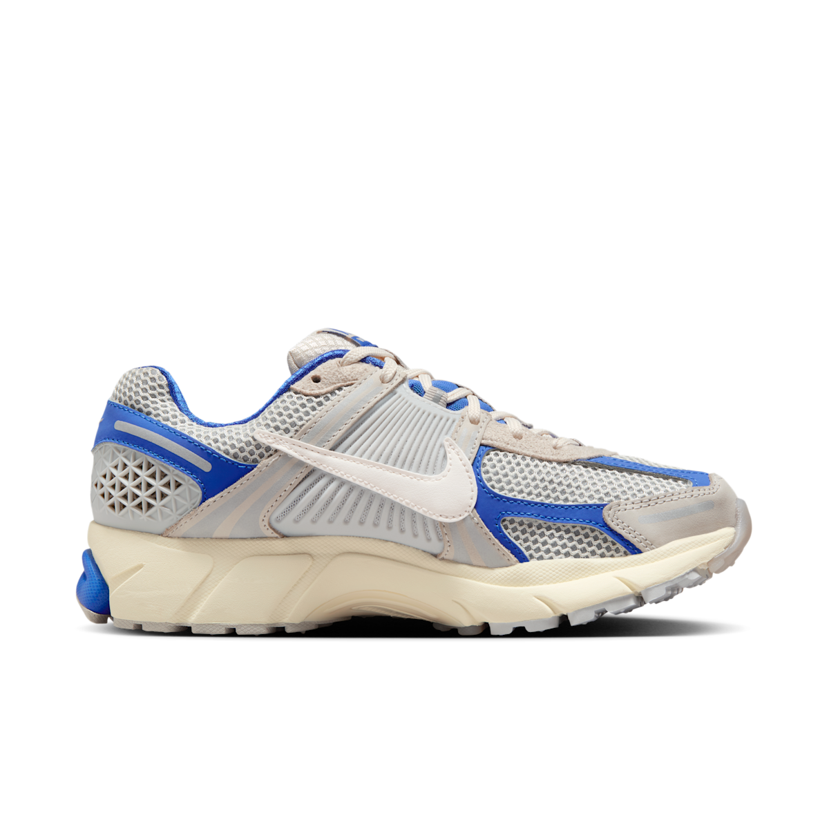 Women's Zoom Vomero 5 Shoes