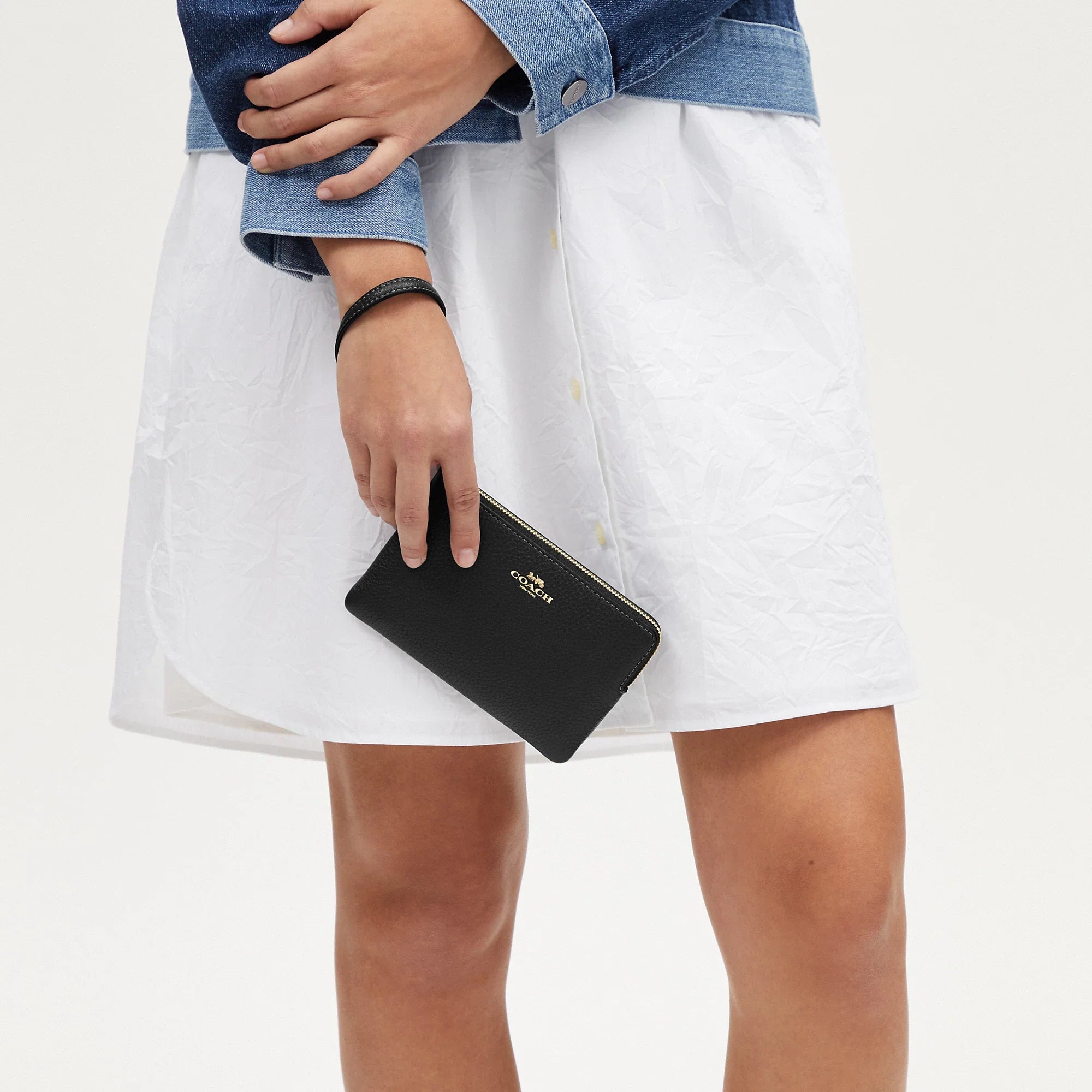 Coach Outlet Corner Zip Wristlet