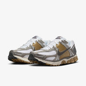 Nike Zoom Vomero 5 Men's Sneakers
