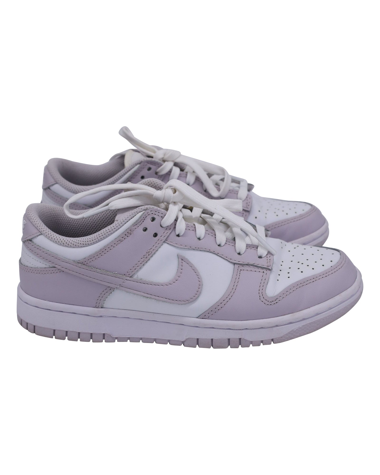 Nike Dunk Low Venice Sneakers in Light Purple Leather