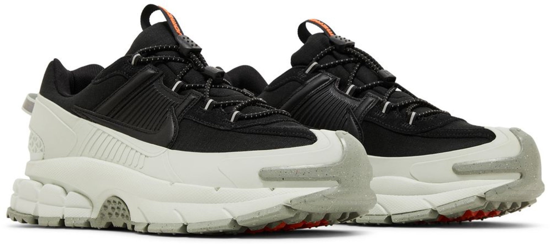 Nike Zoom Vomero 5 Roam Black Light Silver