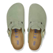 Unisex Boston Suede Narrow Leather Clogs In Green Tea