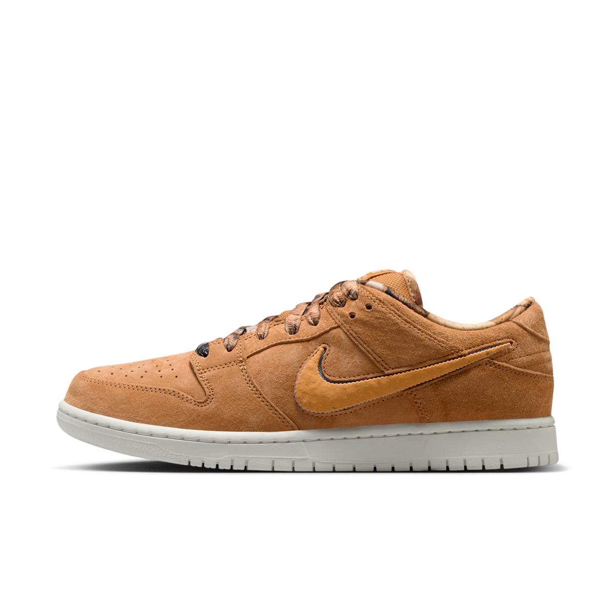 Men's  SB Dunk Low Pro Skate Shoes