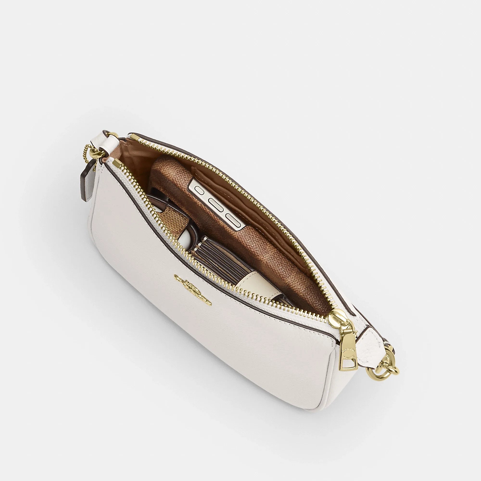 Coach Outlet Nolita 19