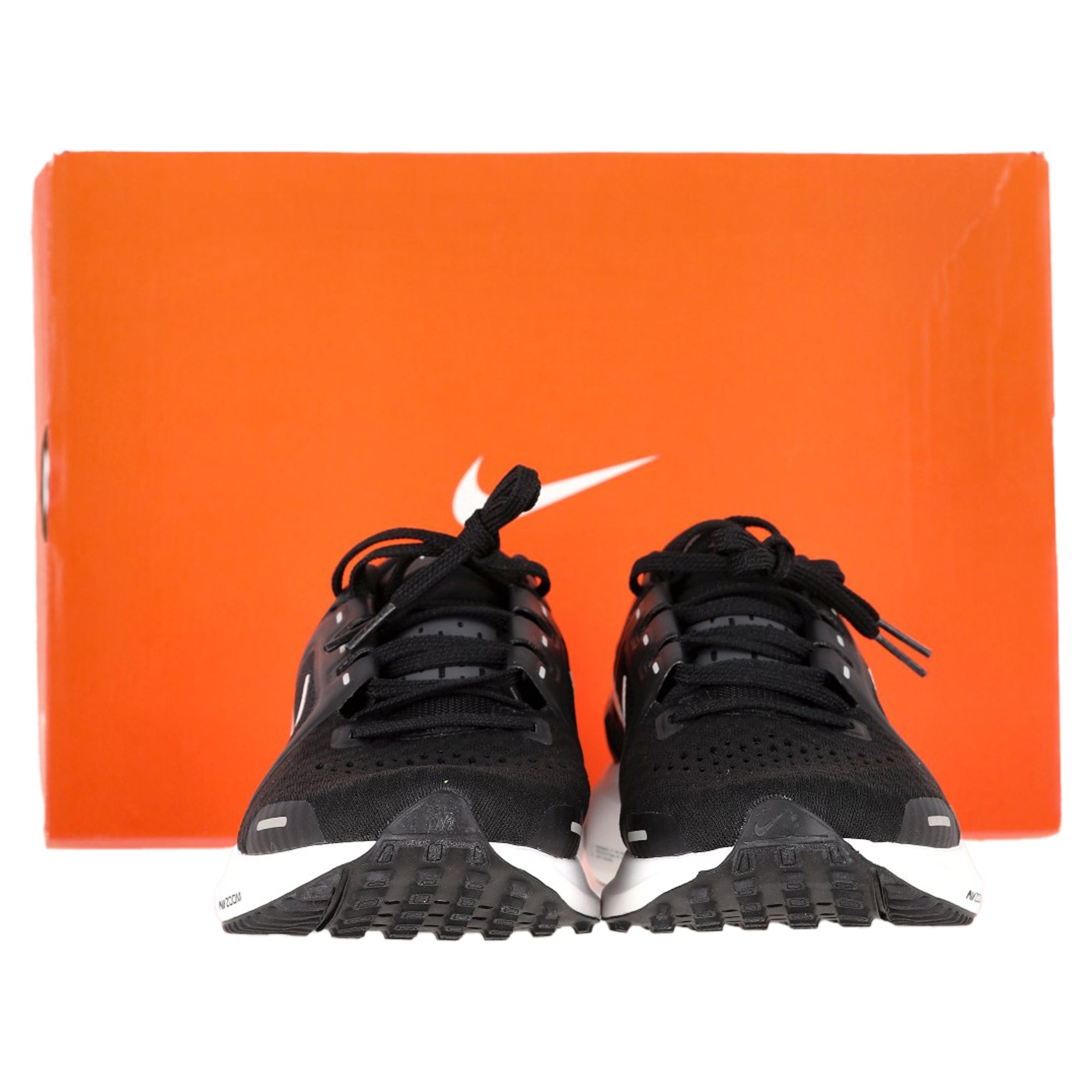 Nike Air Zoom Vomero 16 Sneakers in Black Nylon