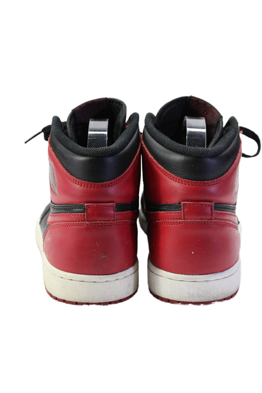 Nike Air Jordan Mens Leather Two-Toned Retro Lace Up High Top Sneakers Red