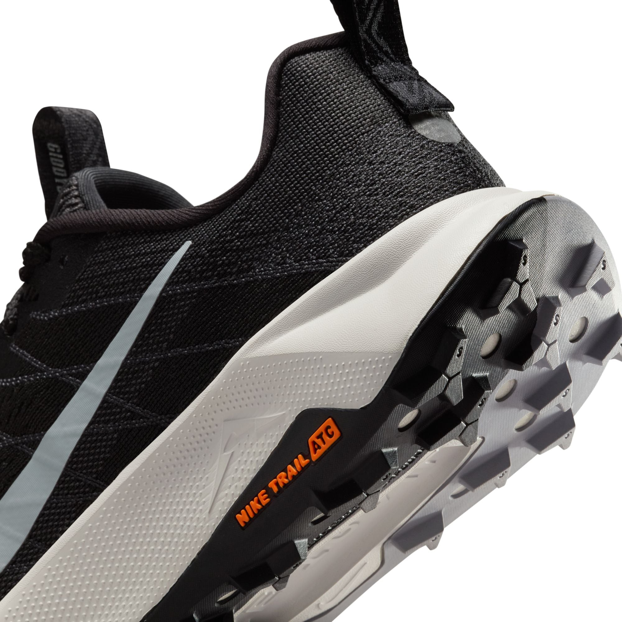 Women’s Wildhorse 10 (003 - Black/Wolf Grey-Anthracite-Platinum Tint)