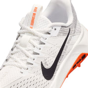Women’s Wildhorse 10 (103 - Summit White/Black-Saftey Orange-Phantom)