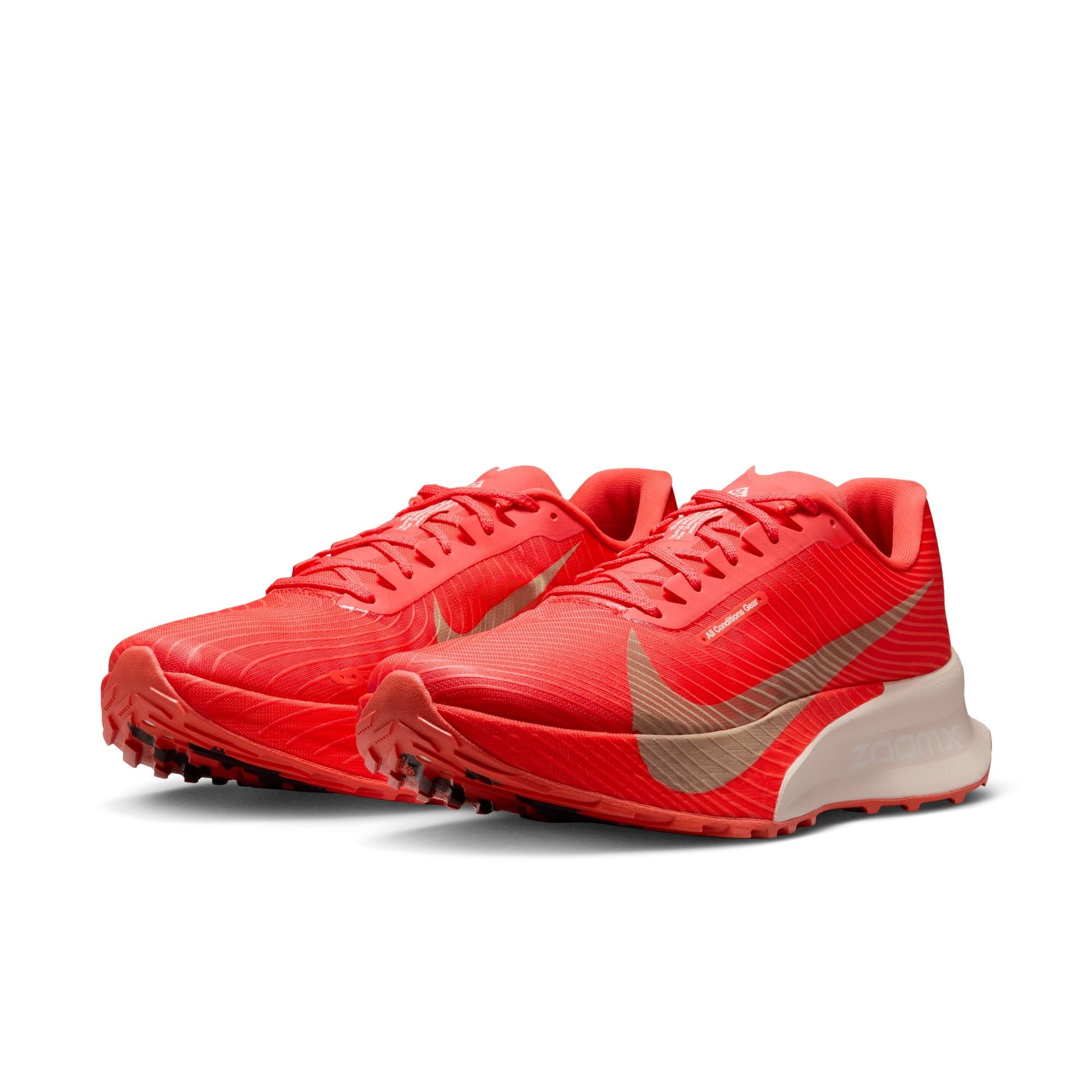Men’s ACG Ultrafly Trail (600 - Lt Crimson/Linen-Lt Orewood Brn)