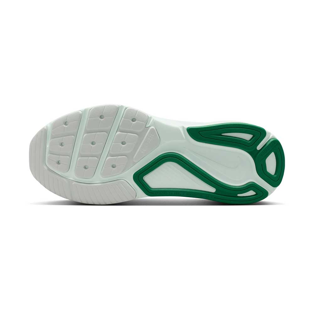 Women's Nike Structure 26 Running Shoe - Sea Glass/Metallic Silver/Light Silver - Regular (B)
