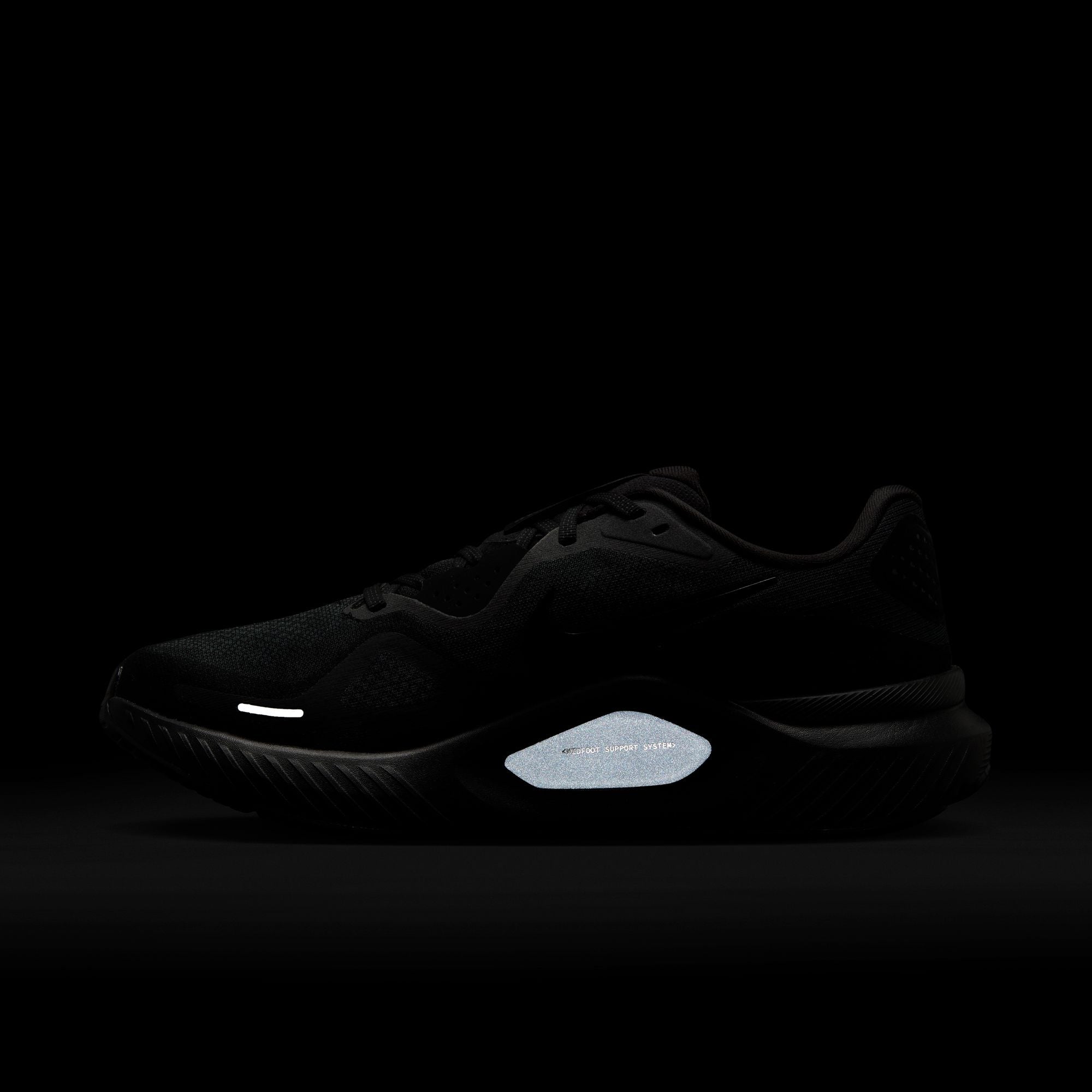 Men’s Structure 26 (001 - Black/Black-Iron Grey)
