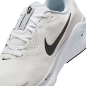 Men’s Structure 26 (100 - White/Black/Volt-Barely Volt)