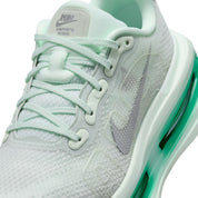 Women's Vomero Premium (300 - Barely Green/Metallic Silver)