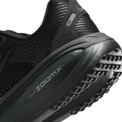 Women's Vomero 18 (004 - Black/Black-Dk Smoke Grey-Lt Smoke Grey)