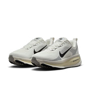 Women's Vomero 18 (101 - Summit White/Black-Coconut Milk)