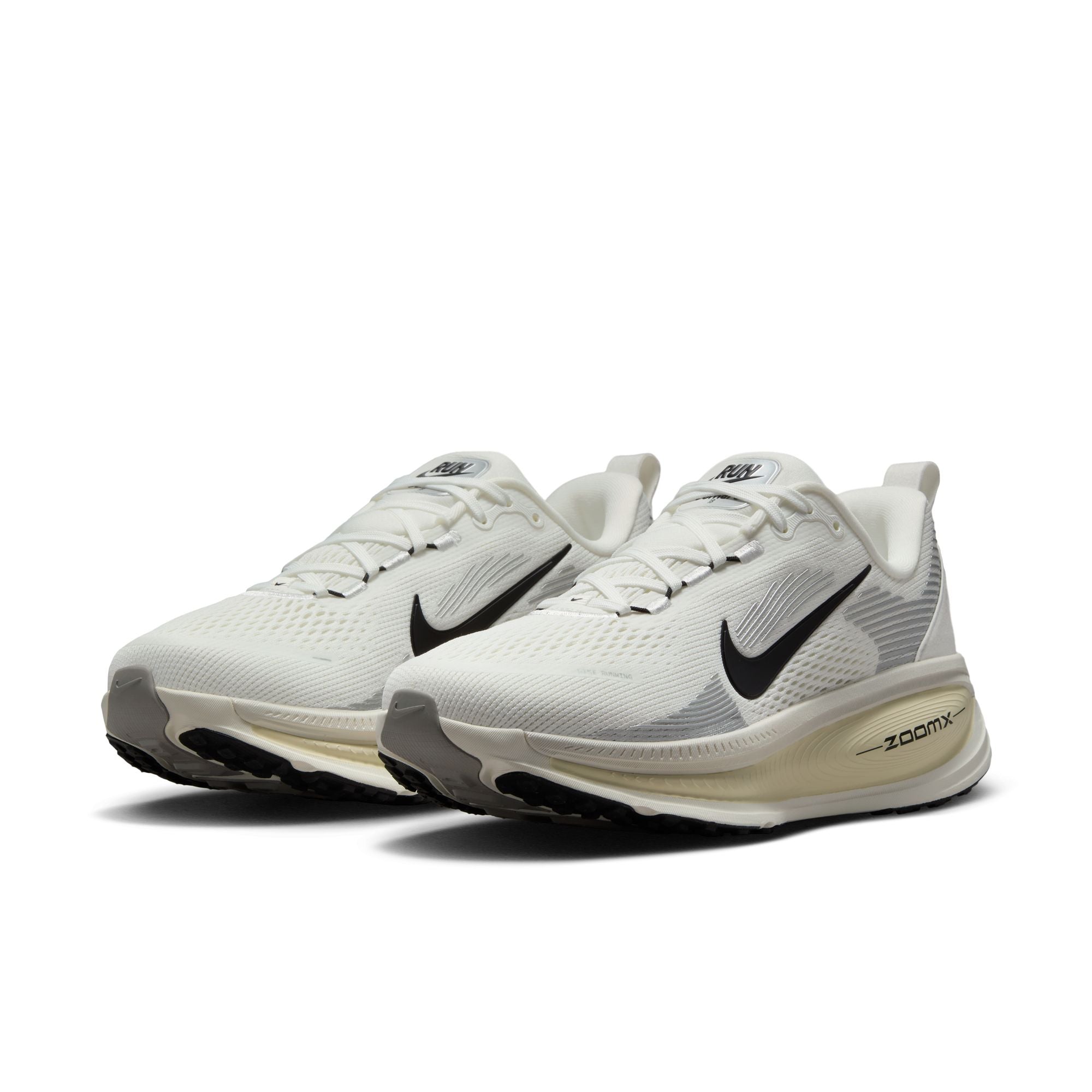 Women's Vomero 18 (101 - Summit White/Black-Coconut Milk)