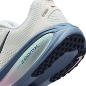 Women's Nike Vomero 18 Running Shoe - White/Midnight Navy/Work Blue - Regular (B)