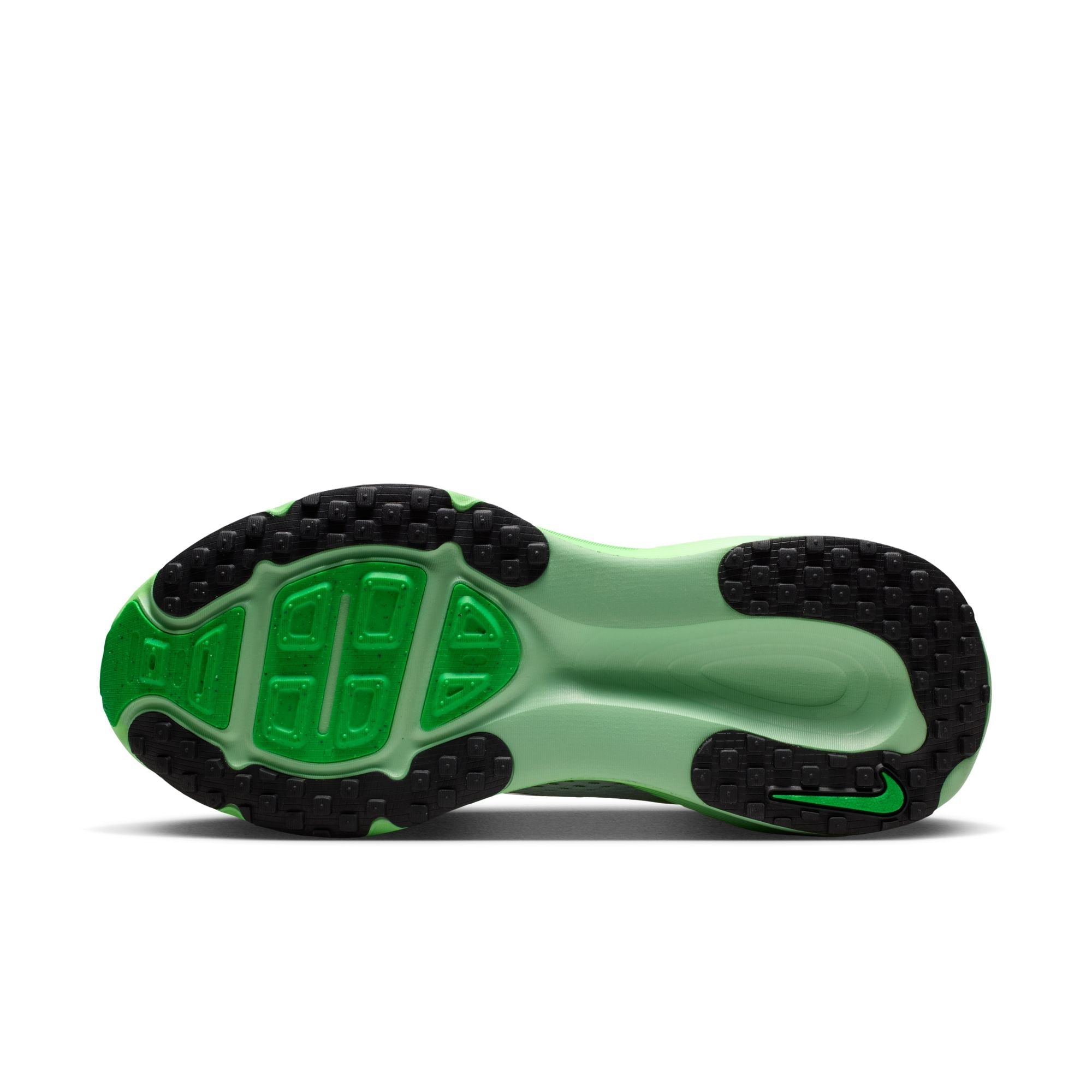 Women's Vomero 18 (117 - White/Metallic Silver-Illusion Green)