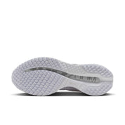Women's Pegasus Premium (102 - White/Metallic Silver-Metallic Silver)