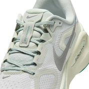 Women's Nike Structure Plus Running Shoe - Light Silver/Metallic Silver - Regular (B)