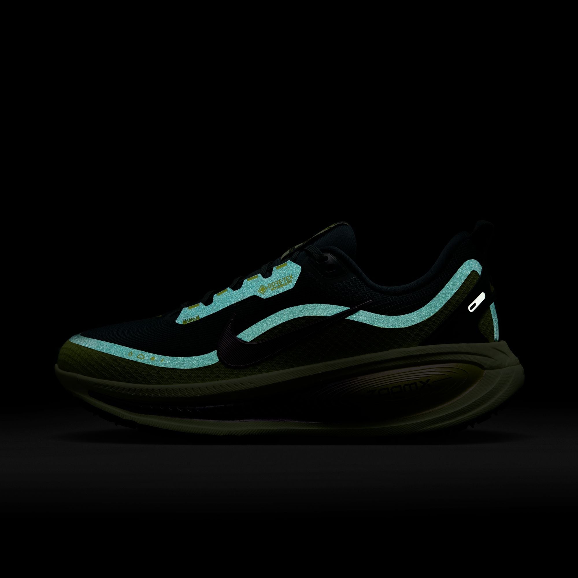 Women's Vomero 18 GORE-TEX (300 - Seaweed/Seaweed-Lt Liquid Lime-Cyber)