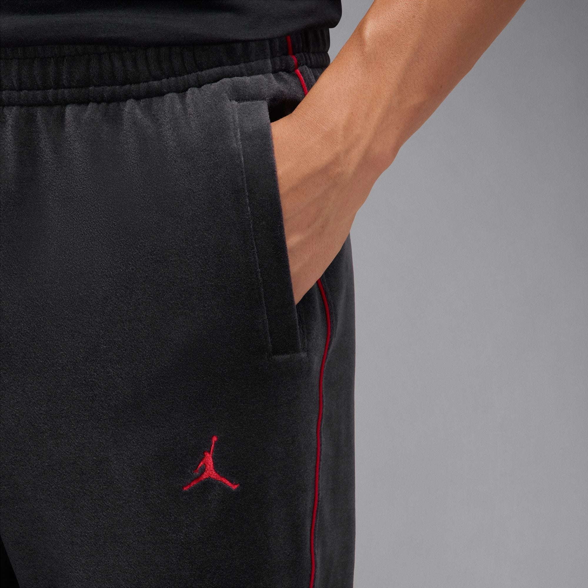Men's Jordan Brooklyn Velour Track Pants - Black/Gym Red