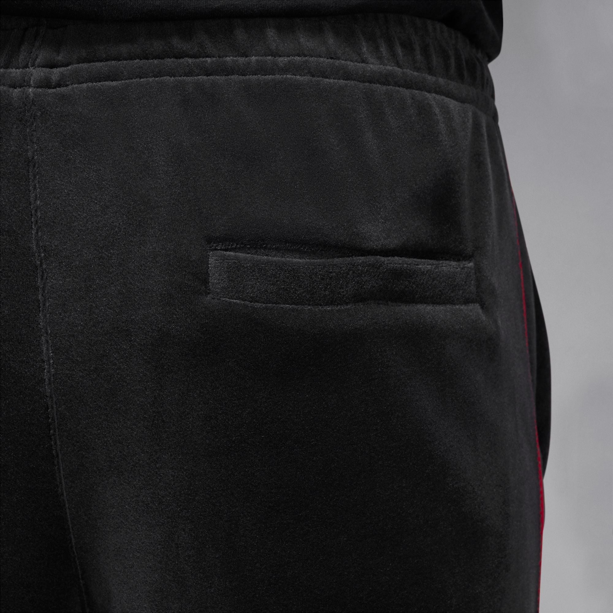 Men's Jordan Brooklyn Velour Track Pants - Black/Gym Red