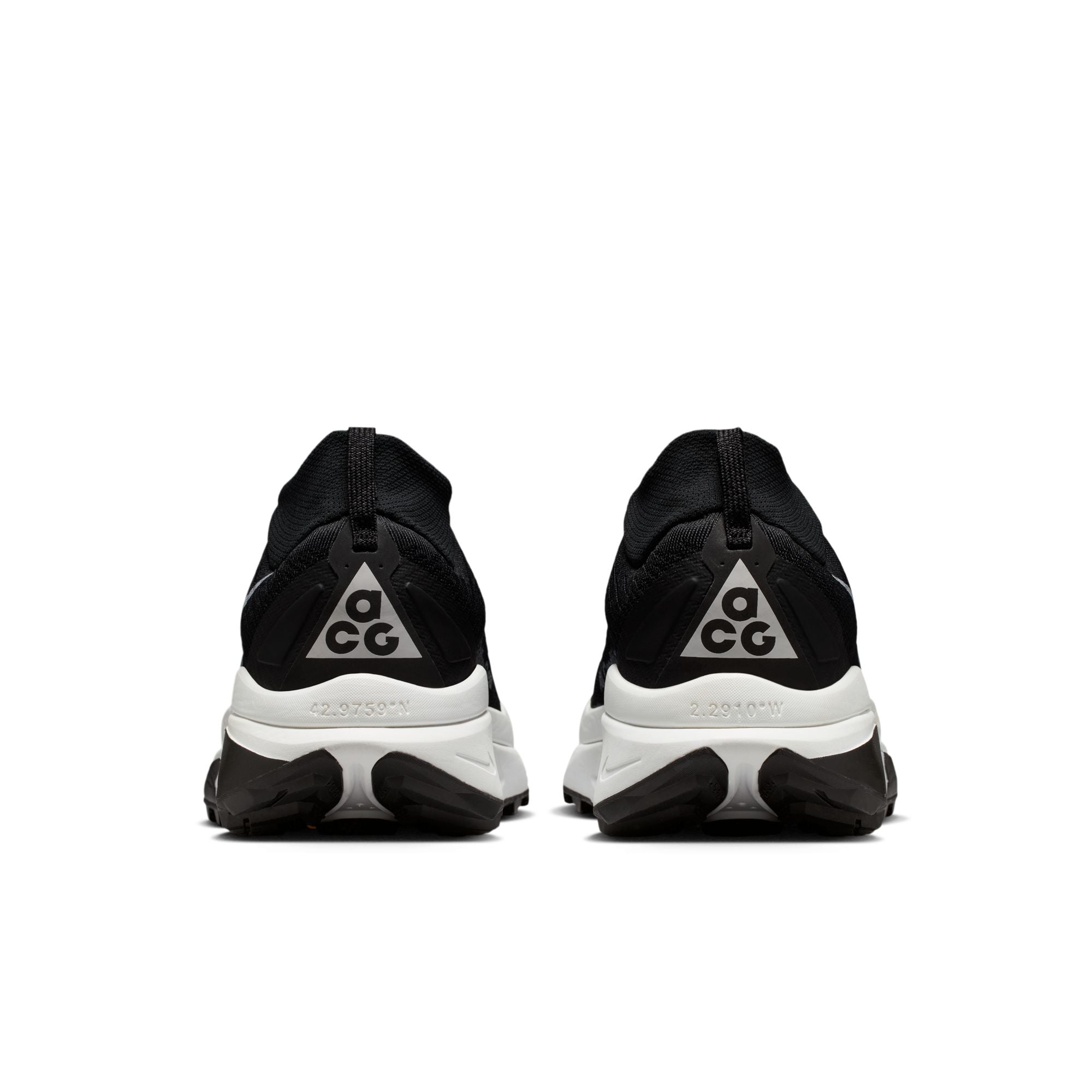 Men’s ACG Zegama Trail (001 - Black/Summit White-Safety Orange)