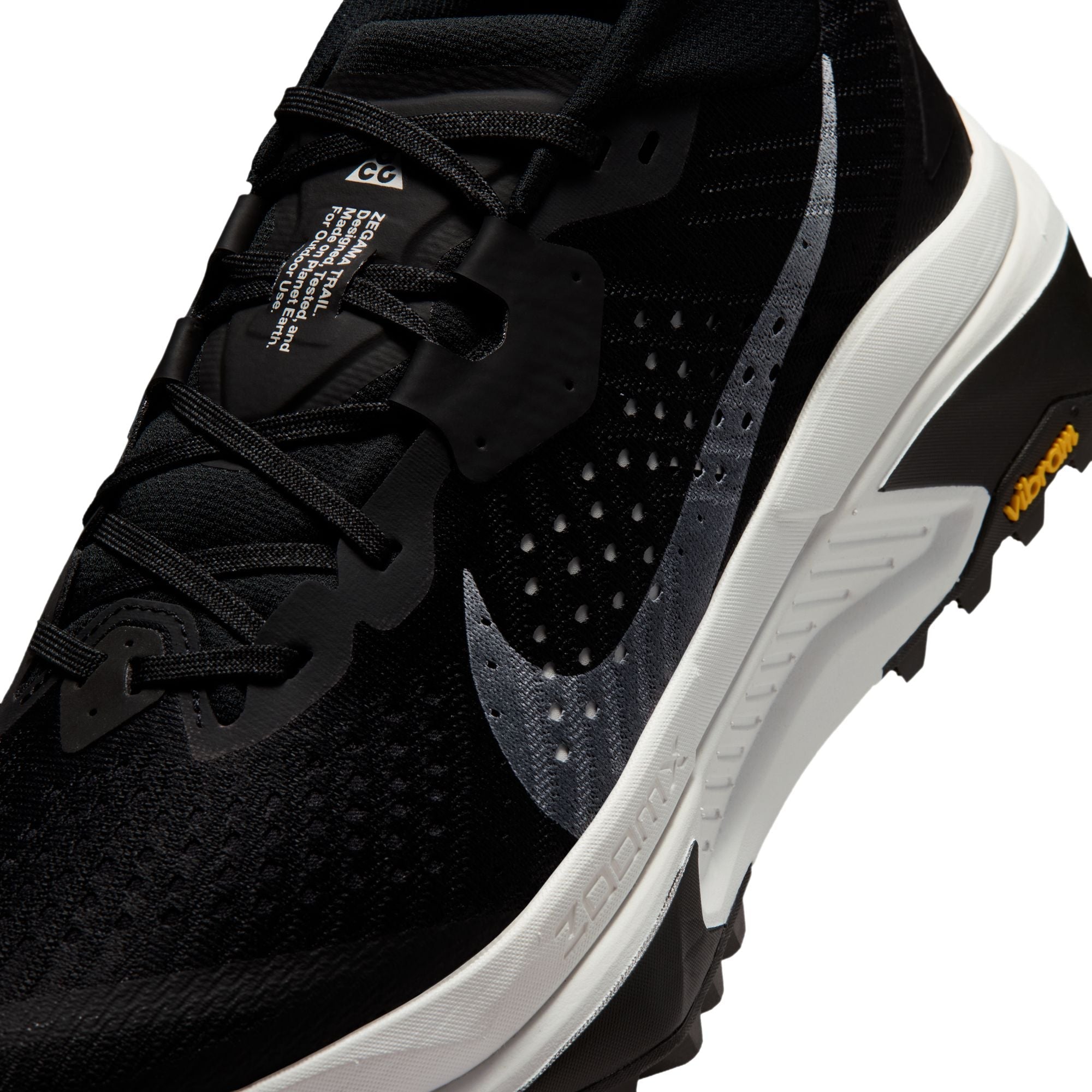 Men’s ACG Zegama Trail (001 - Black/Summit White-Safety Orange)