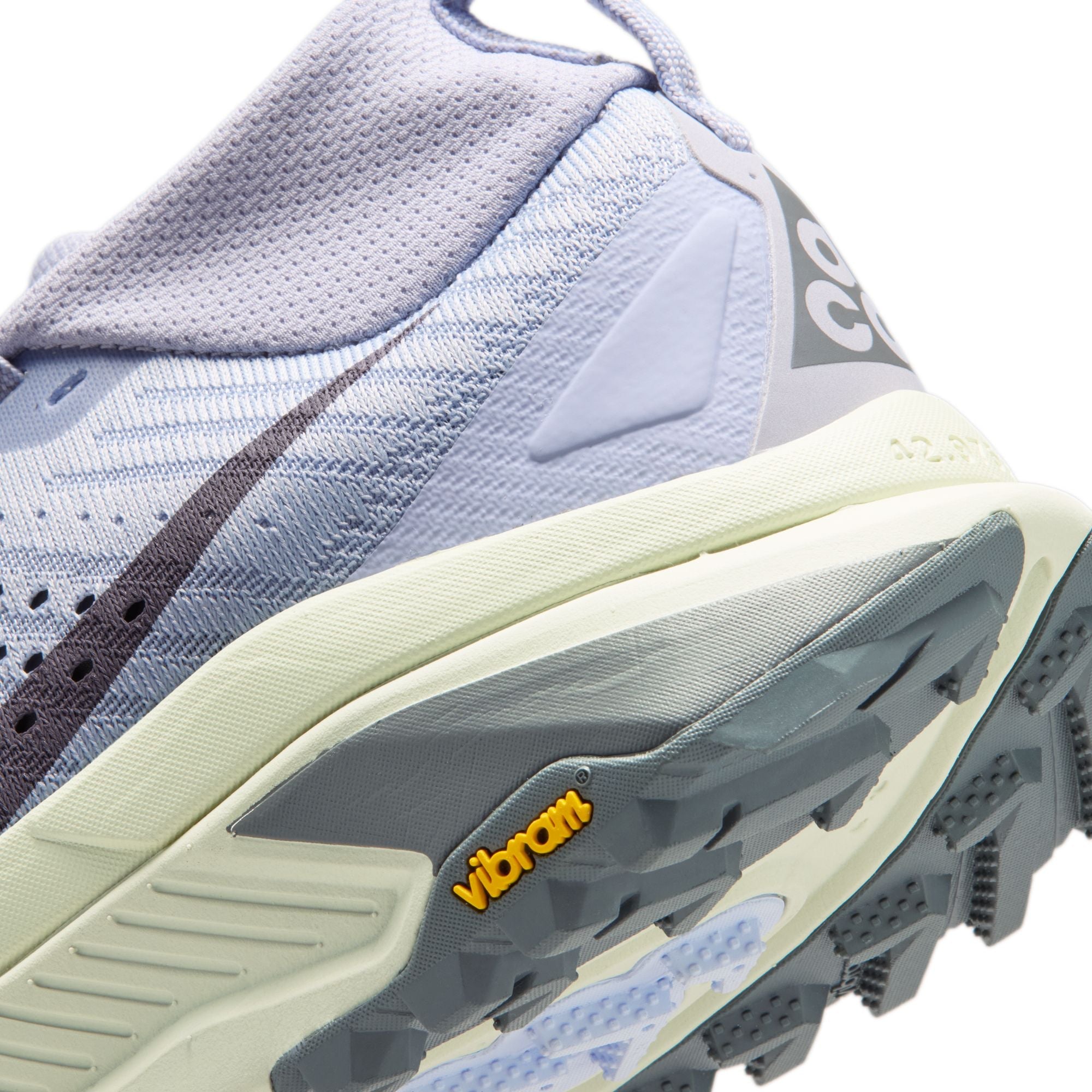 Women’s ACG Zegama Trail (003 - Ghost/Cement Grey-Sea Glass-Smoke Grey)